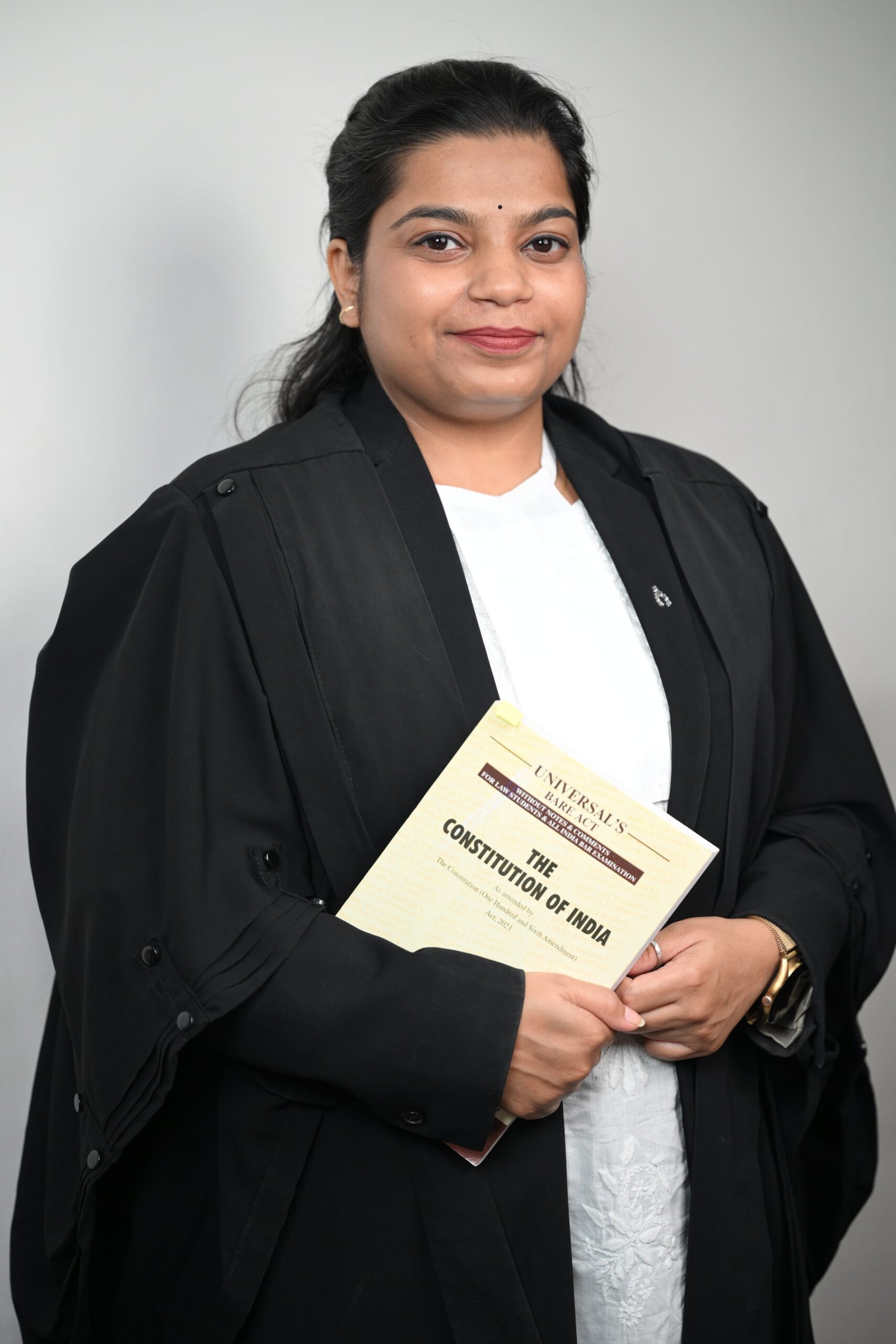Adv. Mrinalini Pal